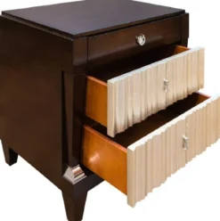 Casa Padrino Luxus Neoklassisches Schlafzimmer Set Hellbeige / Dunkelbraun / Silber - 1 Doppelbett mit Kopfteil & 2 Nachtkommoden - Neoklassische Schlafzimmer Möbel
