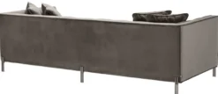 Casa Padrino Luxus Samt Sofa mit 4 Kissen Grau / Messingfarben 231 x 95 x H. 68 cm - Wohnzimmer Sofa - Luxus Qualität