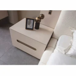 Casa Padrino Luxus Schlafzimmer Set Weiß / Grau - 1 Doppelbett & 2 Nachttische