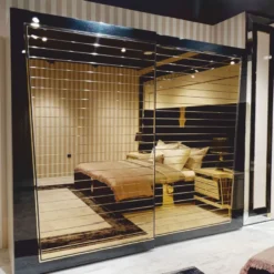 Casa Padrino Luxus Schlafzimmerschrank mit 2 Schiebetüren Schwarz / Gold 280 x H. 230 cm