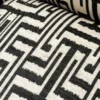 Casa Padrino Luxus Sessel Schwarz / Weiß / Messingfarben 80 x 90 x H. 88 cm - Wohnzimmer Sessel - Wohnzimmermöbel