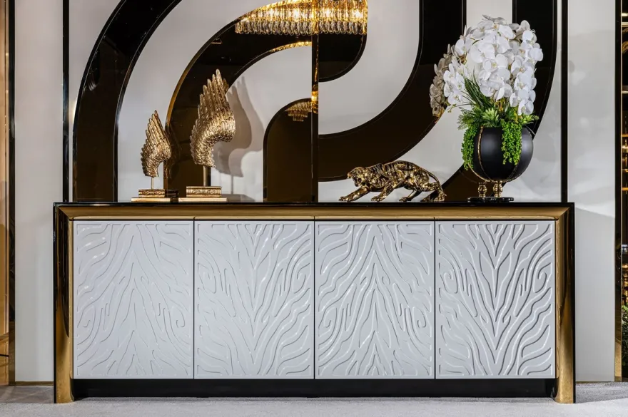 Casa Padrino Luxus Sideboard Schwarz / Weißgrau / Gold 220 x 52 x H. 87,5 cm - Edler Massivholz Schrank mit 4 Türen - Luxus Möbel - Luxus Einrichtung