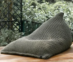 Casa Padrino Luxus Sitzsack Grün 90 x 140 cm - XXL Baumwoll Sitzsack mit Wasserdichter Innenhülle - Wohnzimmer Accessoires - Garten Accessoires - Luxus Accessoires