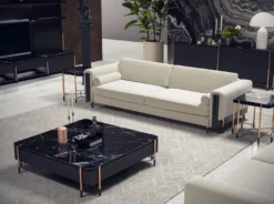 Casa Padrino Luxus Sofa Cremeweiß / Matt Schwarz / Kupfer 220 x 107 x H. 78 cm - Wohnzimmer Sofa - Hotel Sofa - Wohnzimmer Möbel - Hotel Möbel - Luxus Möbel - Luxus Einrichtung