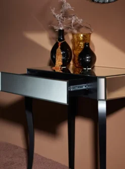 Casa Padrino Luxus Spiegelglas Beistelltisch mit Schublade 71 x 41 x H. 76 cm - Hotel Möbel