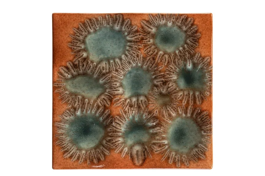 Casa Padrino Luxus Tablett Orange 31,5 x 32,5 x H. 3 cm - Deko Tablett und Wandrelief in Anemonen-Form aus feinem Porzellan - Luxus Deko Accessoires