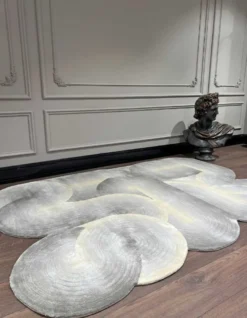Casa Padrino Luxus Teppich Grau / Schwarz / Creme 160 x 230 cm - Rechteckiger Welliger Wohnzimmer Teppich - Schlafzimmer Teppich - Luxus Interior - Luxus Qualität