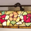 Casa Padrino Luxus Tiffany Wandleuchte Blumen Mehrfarbig 34 x H. 12 cm - Tiffany Wandlampe mit handgefertigtem Glas Lampenschirm - Luxus Interior - Luxus Leuchten - Tiffany Leuchten
