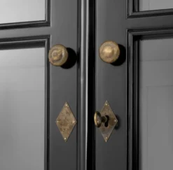 Casa Padrino Luxus Wohnzimmerschrank Schwarz 90 x 38 x H. 230 cm - Limited Edition