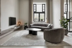 Casa Padrino Luxus Wohnzimmer Teppich Silber-Beige 300 x 400 cm - Rechteckiger Viskose Teppich - Luxus Qualität - Wohnzimmer Deko Accessoires