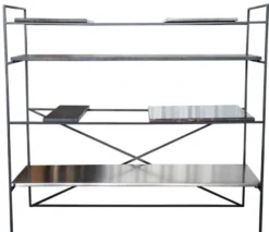 Casa Padrino Luxus Wohnzimmerschrank Schwarz 110 x 45 x H. 100,5 cm - Designer Regalschrank