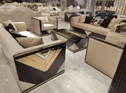 Casa Padrino Luxus Wohnzimmer Set Gold / Schwarz - 2 Luxus Sofas & 2 Luxus Sessel & 1 Luxus Couchtisch - Wohnzimmer Möbel - Luxus Möbel - Luxus Einrichtung - Wohnzimmer Einrichtung