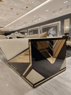 Casa Padrino Luxus Wohnzimmer Set Gold / Schwarz - 2 Luxus Sofas & 2 Luxus Sessel & 1 Luxus Couchtisch - Wohnzimmer Möbel - Luxus Möbel - Luxus Einrichtung - Wohnzimmer Einrichtung