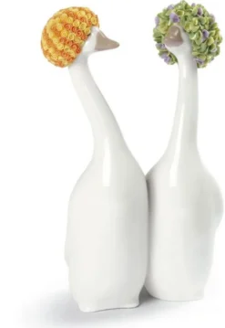 Casa Padrino Porzellan Gänse Skulptur Orange / Grün - Luxus Deko - 11 x H. 21 cm