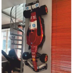 Casa Padrino XXL Deko Formel 1 Rennwagen Rot / Schwarz / Weiß 180 cm - Wanddeko