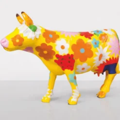 Casa Padrino XXL Deko Skulptur Kuh Gelb / Bunt 220 cm - Lebensgroße Garten Figur