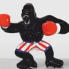 Casa Padrino XXL Deko Skulptur Gorilla Affe mit Boxhandschuhen H. 180 cm
