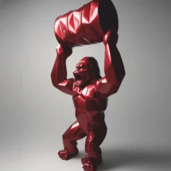 Casa Padrino XXL Garten Deko Skulptur Gorilla mit Fass Metallic Rot H. 250 cm - Große Garten Figur - XXL Tierfigur