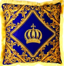Harald Glööckler Pompöös Kissen by Casa Padrino - Royalblau / Gold Krone Deluxe mit Strass Steinen - Luxus Deko Barock Zierkissen