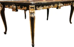 Pompöös by Casa Padrino Barock Luxus Esszimmer Set Gold / Schwarz - Pompööser Barock Esstisch mit Glasplatte und 6 Barock Esszimmerstühle designed by Harald Glööckler - Barock Möbel