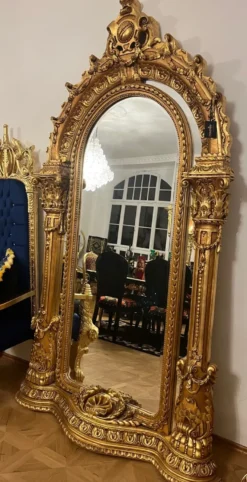 Pompöös by Casa Padrino Barock Standspiegel Gold 134 x H. 257 cm - Handgeschnitzt - Harald Glööckler Spiegel