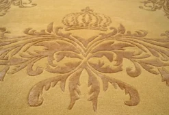 Pompöös by Casa Padrino Luxus Barock Teppich Krone von Harald Glööckler Gold - Verschiedene Größen