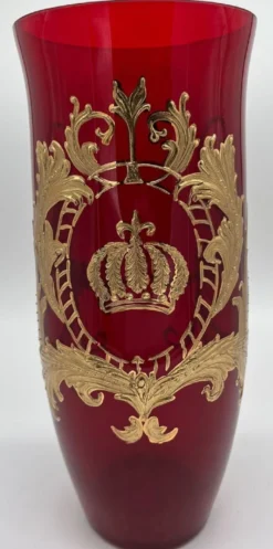 Pompöös by Casa Padrino Luxus Vase mit 24 Karat Vergoldung Rot / Gold Ø 12,3 x H. 30 cm - Pompööse Blumenvase designed by Harald Glööckler - Handgefertigt und per Hand bemalt - Edel & Prunkvoll